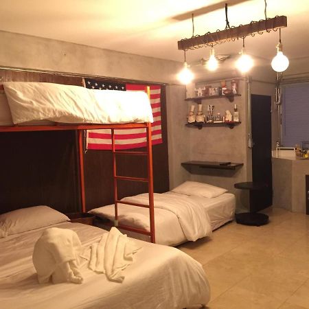 Renovated Loft Style Condo Бангкок Экстерьер фото