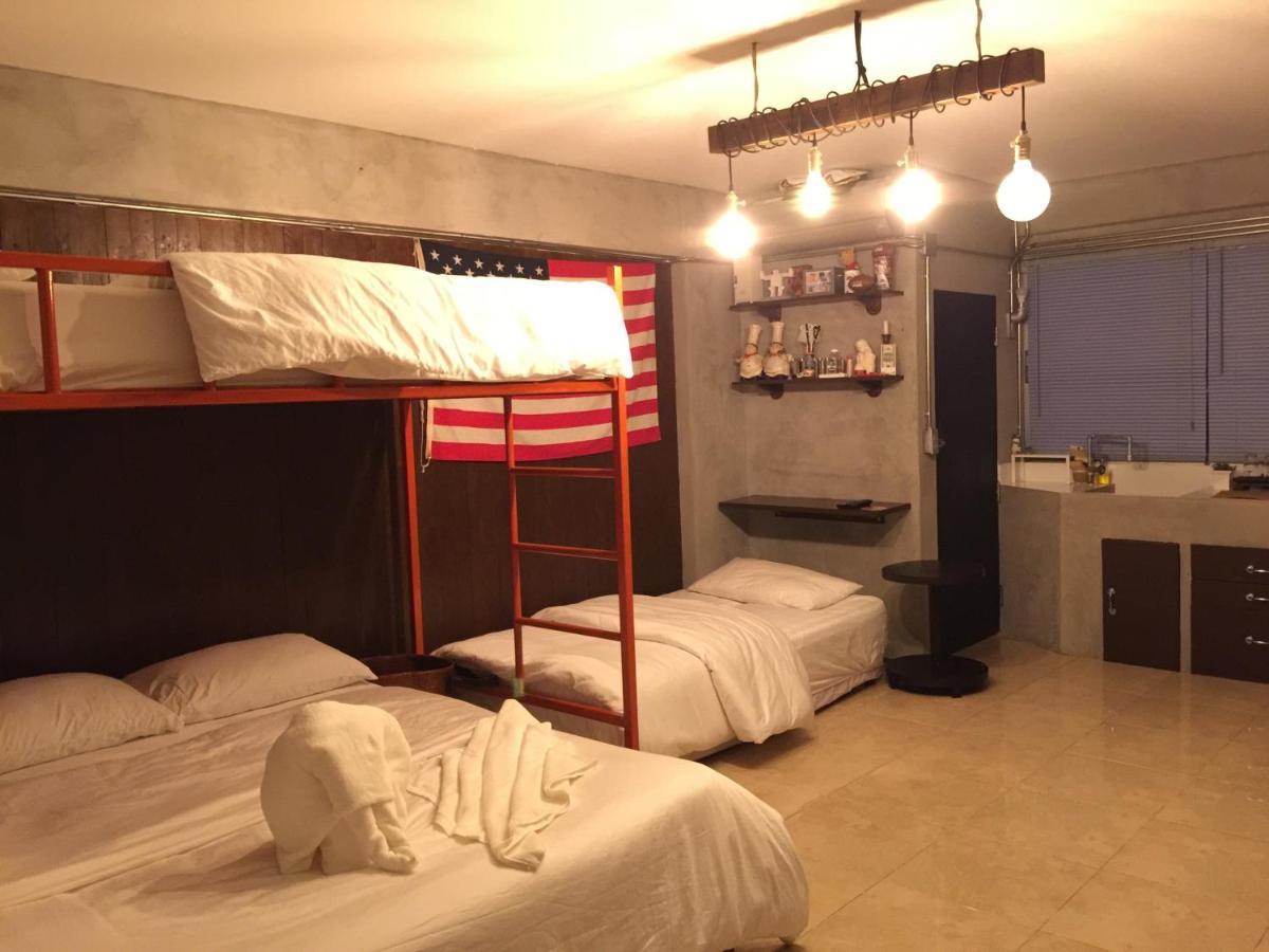 Renovated Loft Style Condo Бангкок Экстерьер фото