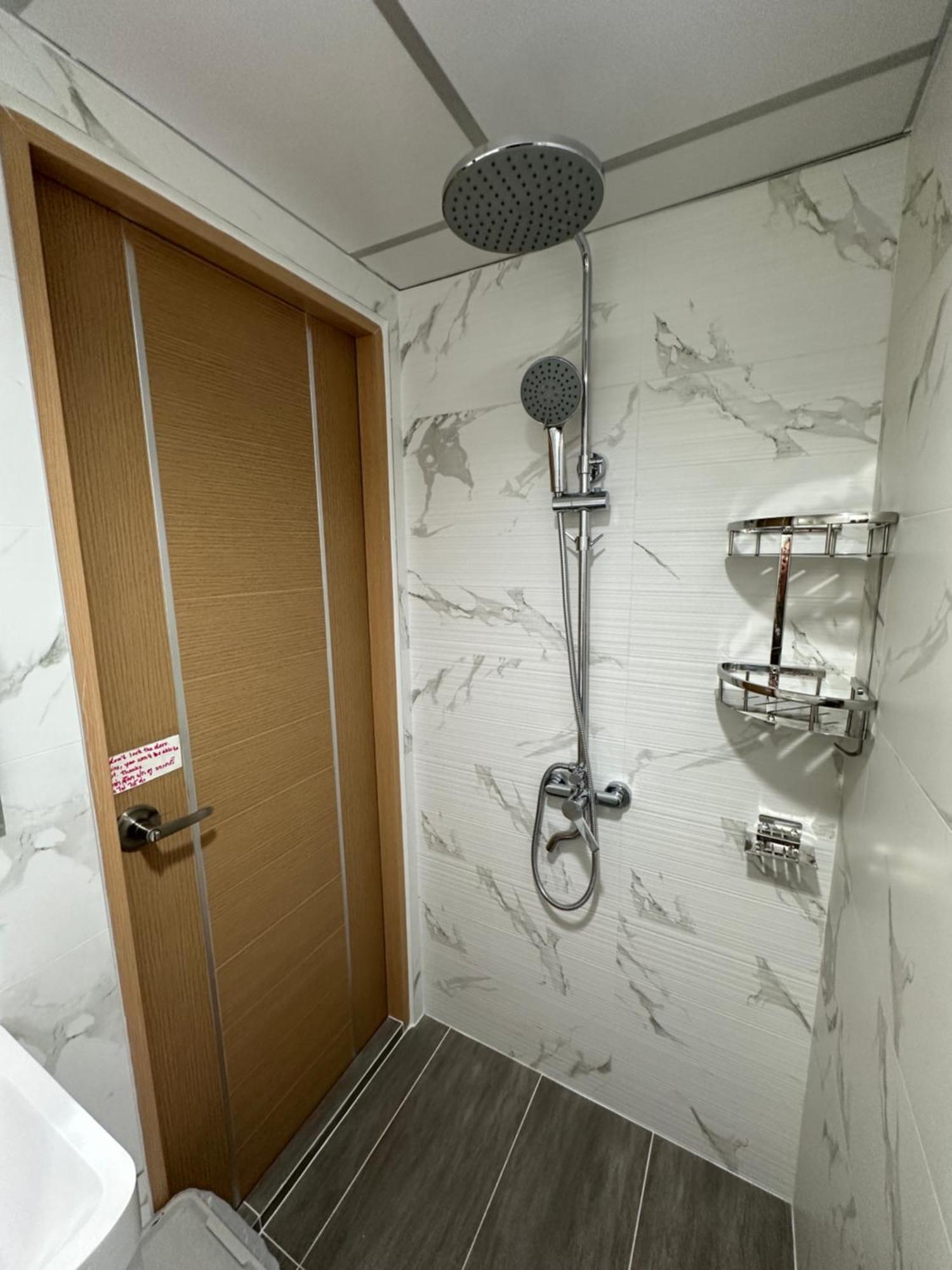 Renovated Loft Style Condo Бангкок Экстерьер фото